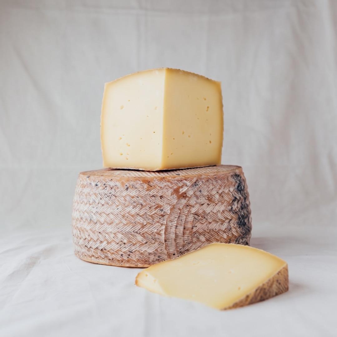 Queso Pecorino Valedense La Vigna - 300 grs